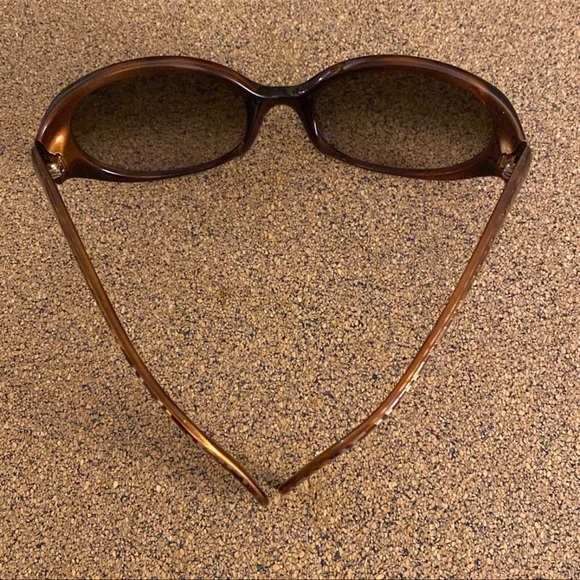 AUTHENTIC Discontinued Fendi Sunglasses - Picture 3 of 12